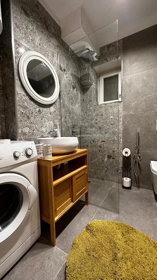 Bllok Area Apartment Tirana 0*,  Albania